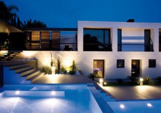 Iluminación de piscina con led interior y exterior